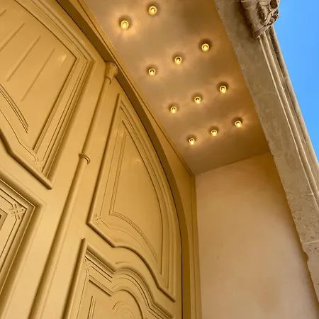 Palazzo Vigilarium - Boutique - Rooftop & Arts בית הארחה *