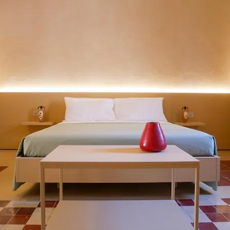 Palazzo Vigilarium - Boutique - Rooftop & Arts אוג'אנו לה קייזה