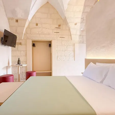 בית הארחה Palazzo Vigilarium - Boutique - Rooftop & Arts